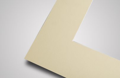 8620 chaste white picture framing mount