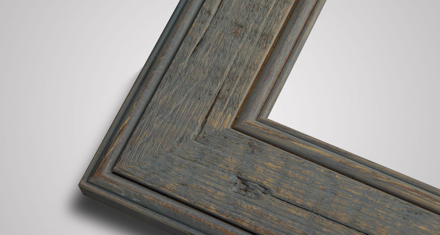 Driftwood large pebble picture frame